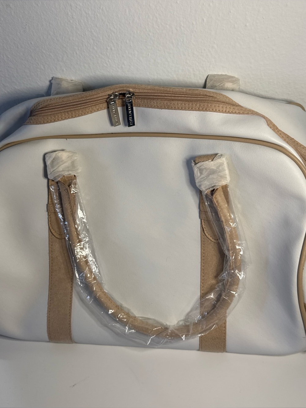 Estee Lauder Women Large Shoulder Bag Brand New In Cream And Tan.